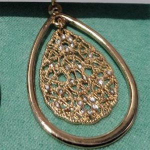 Everri Filigree Drop Earrings